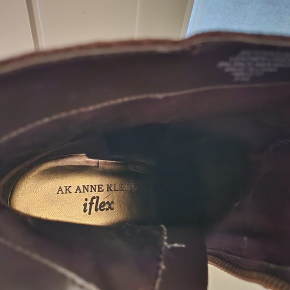 AK ANNE KLEIN iFLEX "Caroline" Brown Suede Ankle Booties With Tassel Detail, 8M - Picture 4 of 5